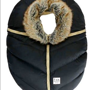 7 A.M. Enfant Faux Fur Cocoon Car Seat Cover with Micro fleece Lining